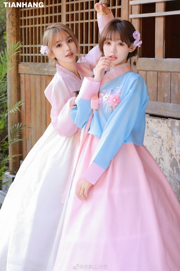萧婉清 头像